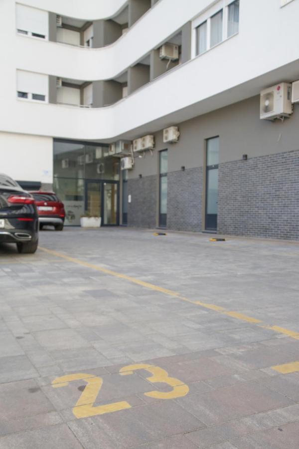 Supernova City Center - Free Private Parking Novi Sad Exterior foto